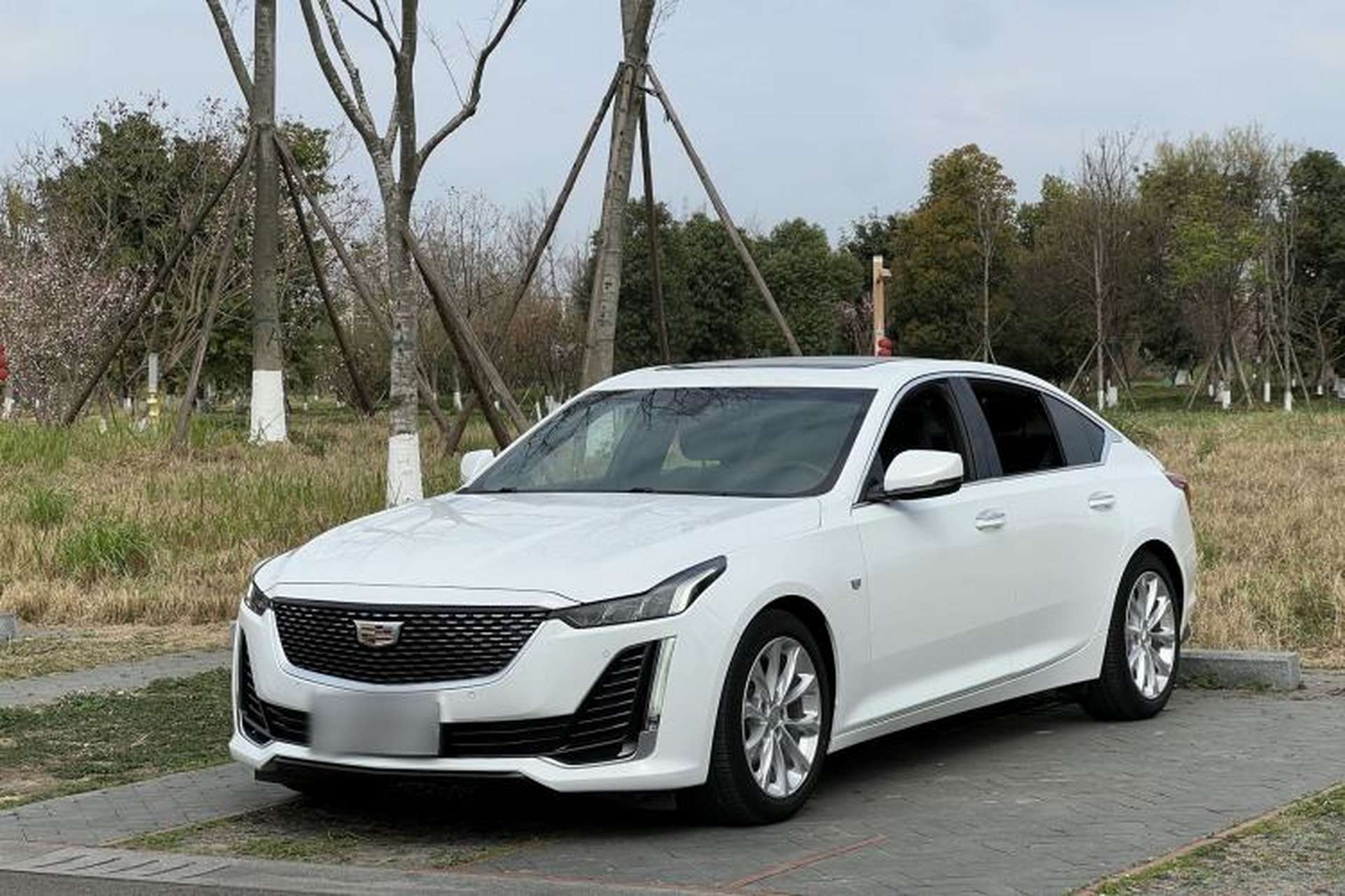 Used Cadillac CT5 2020 Revised Version 28T Luxury Edition Front Left 45 Deg