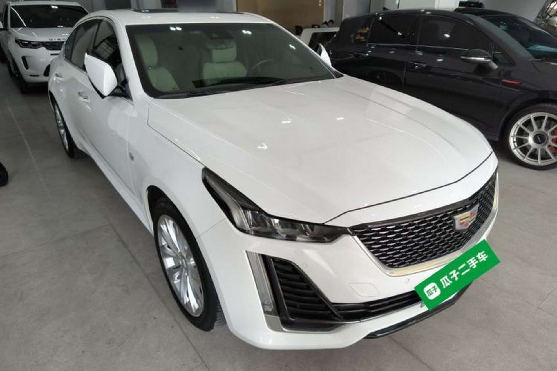 Used Cadillac CT5 2020 28T Luxury Version Front Right 45 Deg