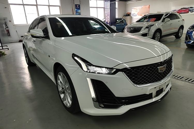 Used Cadillac CT5 2020 Revised Version 28T Luxury Edition Front Right 45 Deg
