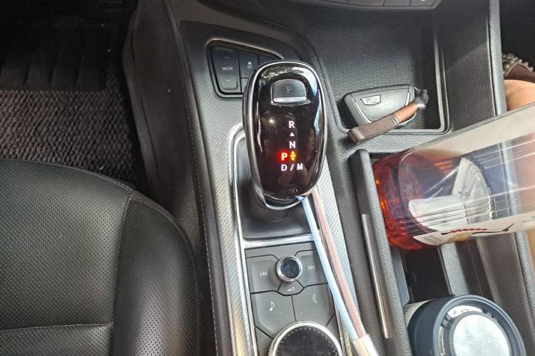 Used Cadillac CT5 2020 28T Luxury Version Gear Lever
