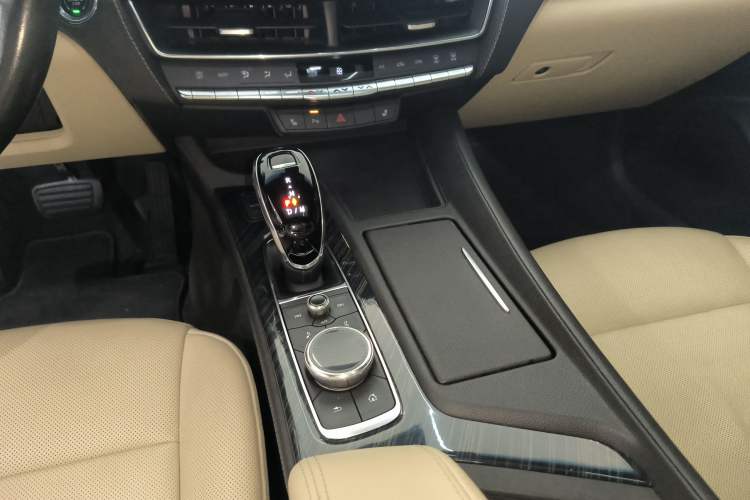 Used Cadillac CT5 2020 28T Luxury Version Gear Lever