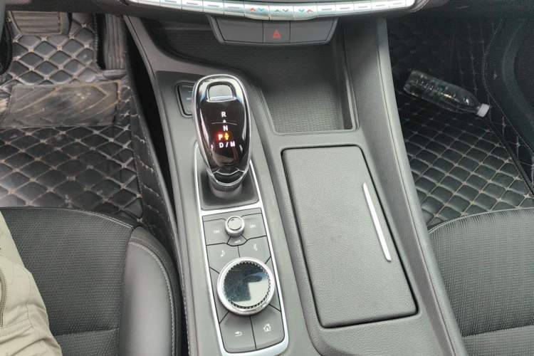 Used Cadillac CT5 2020 28T Tech Edition Gear Lever