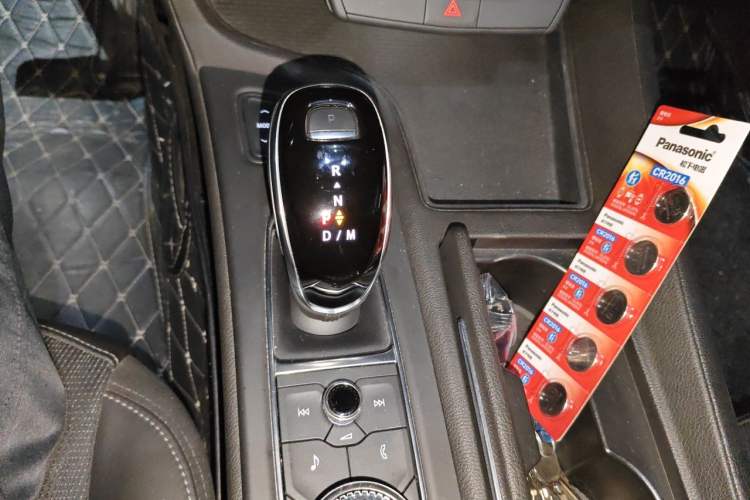 Used Cadillac CT5 2020 28T Tech Edition Gear Lever