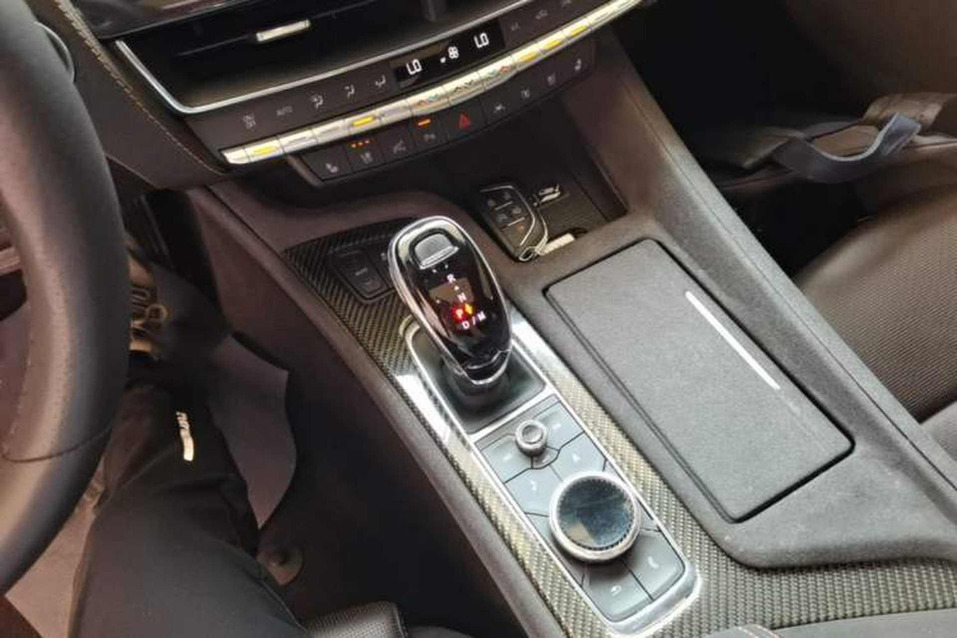 Used Cadillac CT5 2020 28T Platinum Sport Edition Gear Lever