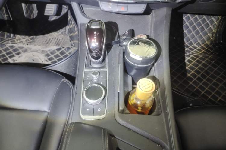 Used Cadillac CT5 2020 28T Fashion Edition Gear Lever