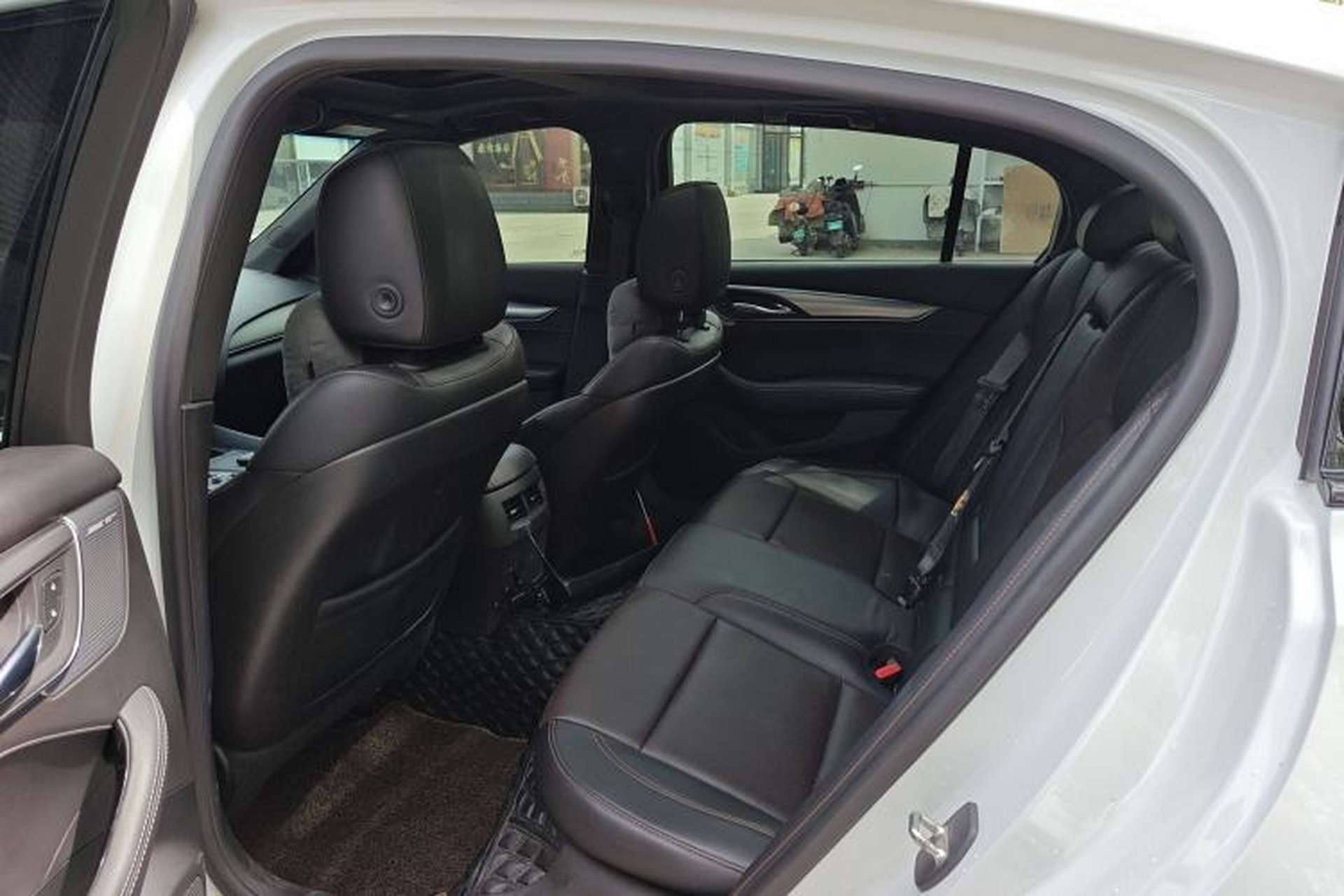 Used Cadillac CT5 2020 Updated 28T Leading Sporty Version Interior 1