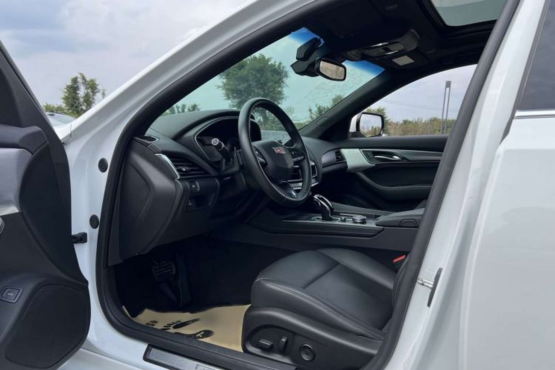 Used Cadillac CT5 2020 Revised Version 28T Luxury Edition Interior 1