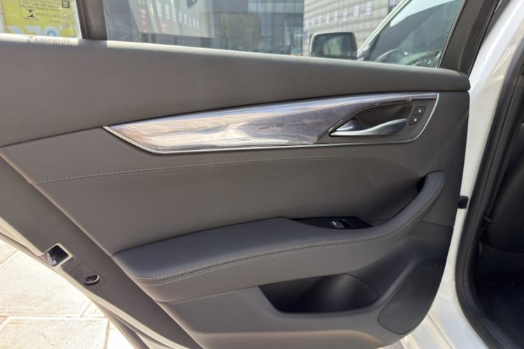 Used Cadillac CT5 2020 28T Fashion Edition Interior 10