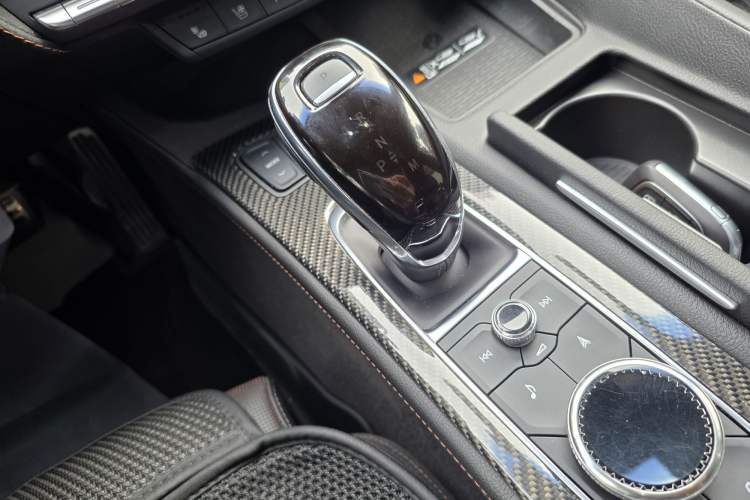 Used Cadillac CT5 2020 Revised 28T Platinum Sport Edition Interior 12