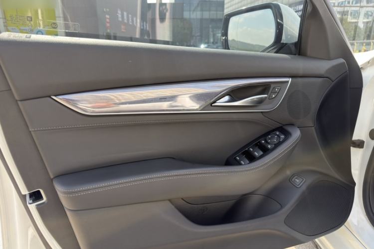 Used Cadillac CT5 2020 28T Fashion Edition Interior 13