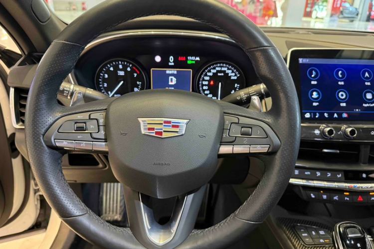 Used Cadillac CT5 2020 28T Platinum Sport Edition Interior 2