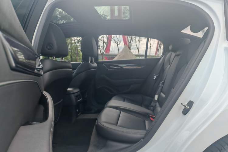 Used Cadillac CT5 2020 28T Fashion Edition Interior 3