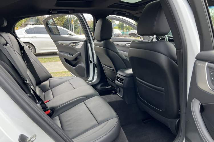 Used Cadillac CT5 2020 Revised Version 28T Luxury Edition Interior 4