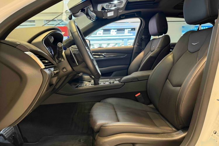 Used Cadillac CT5 2020 28T Platinum Sport Edition Interior 4