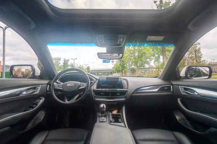 Used Cadillac CT5 2020 28T Fashion Edition Interior 4