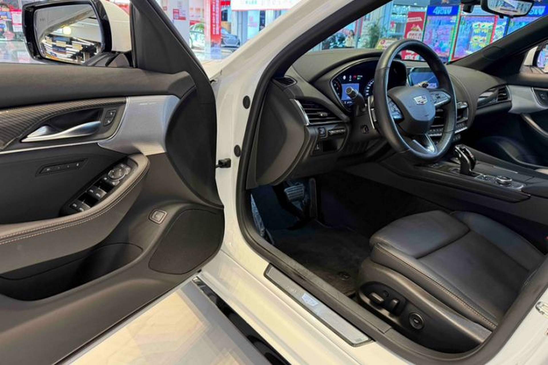 Used Cadillac CT5 2020 28T Platinum Sport Edition Interior 6