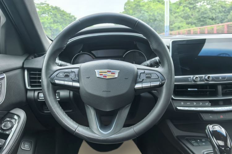 Used Cadillac CT5 2020 Revised Version 28T Fashion Edition Interior 6