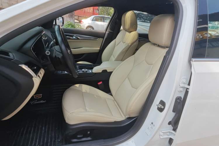 Used Cadillac CT5 2020 28T Fashion Edition Left Front Seat