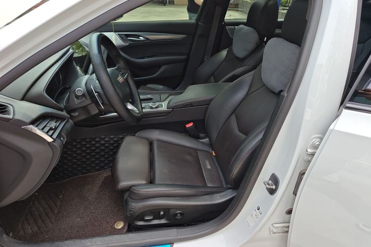 Used Cadillac CT5 2020 Updated 28T Leading Sporty Version Left Front Seat