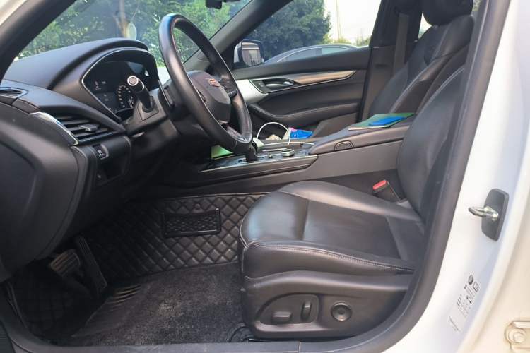 Used Cadillac CT5 2020 Revised Version 28T Luxury Edition Left Front Seat