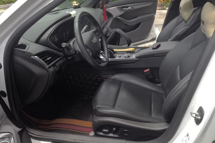 Used Cadillac CT5 2020 Revised Version 28T Luxury Edition Left Front Seat