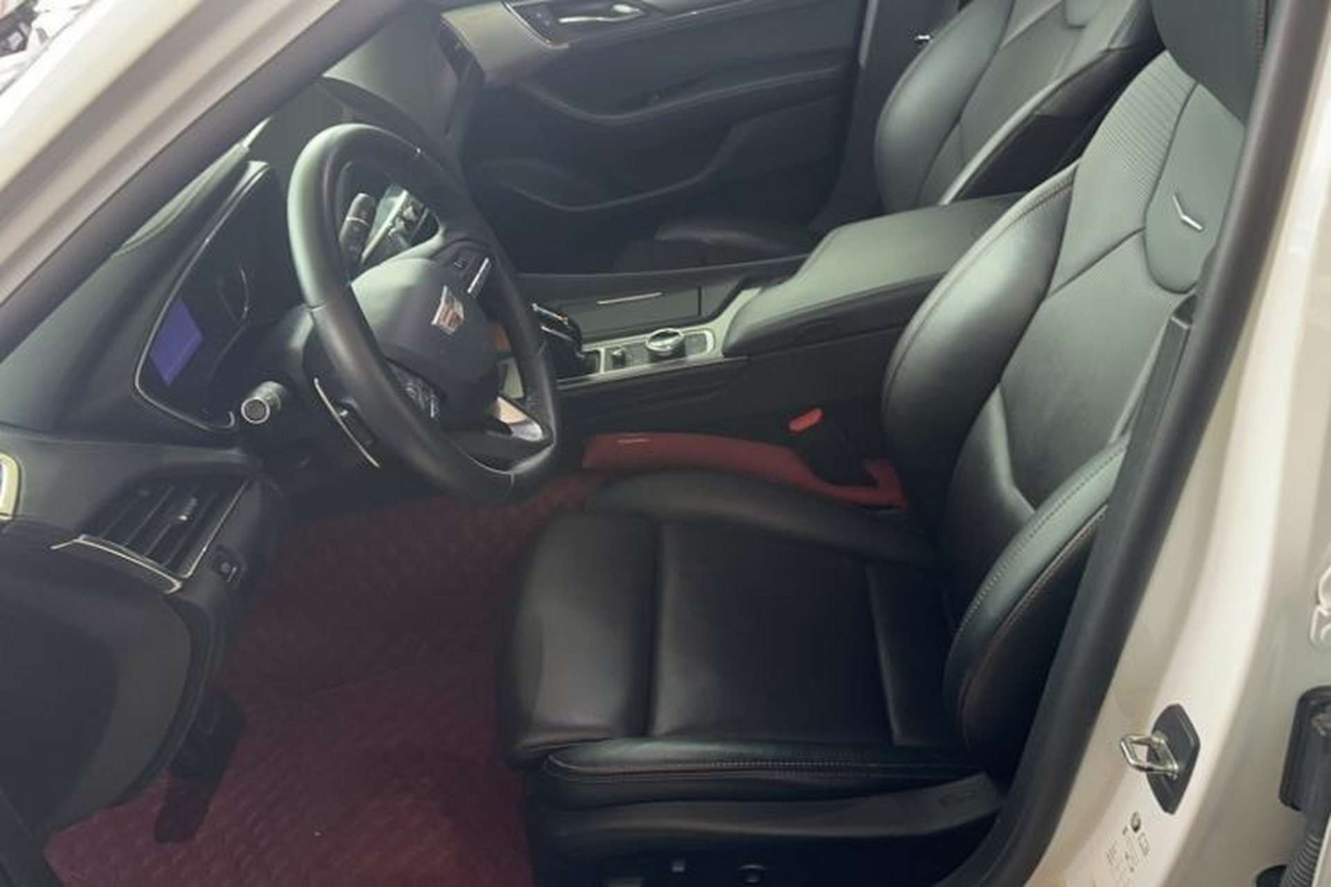 Used Cadillac CT5 2020 Updated 28T Leading Sporty Version Left Front Seat