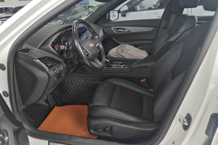 Used Cadillac CT5 2020 28T Fashion Edition Left Front Seat