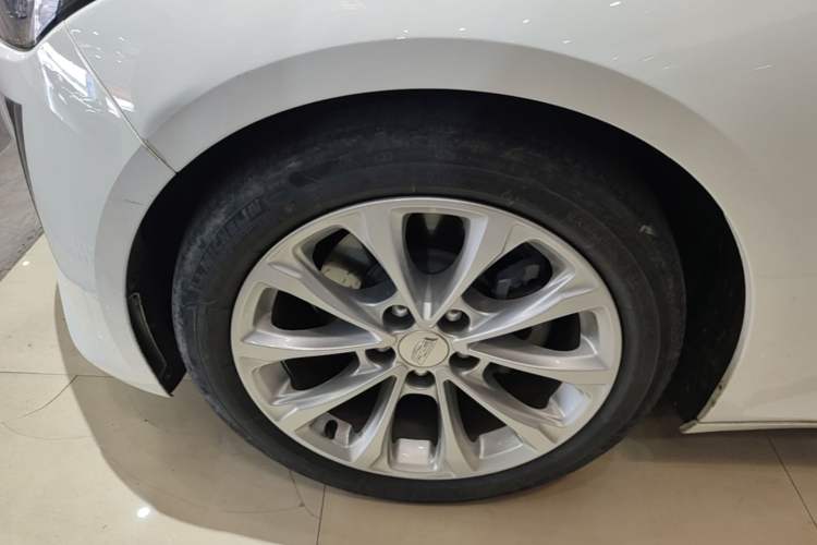 Used Cadillac CT5 2020 Revised Version 28T Luxury Edition Left Front Wheel Hub
