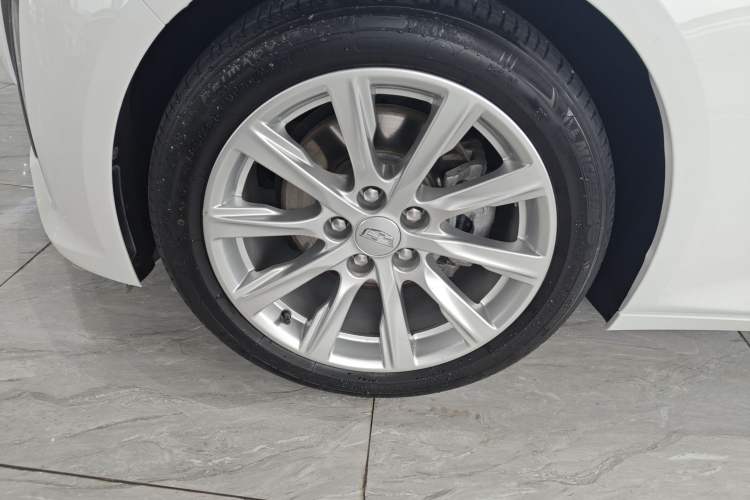 Used Cadillac CT5 2020 28T Fashion Edition Left Front Wheel Hub