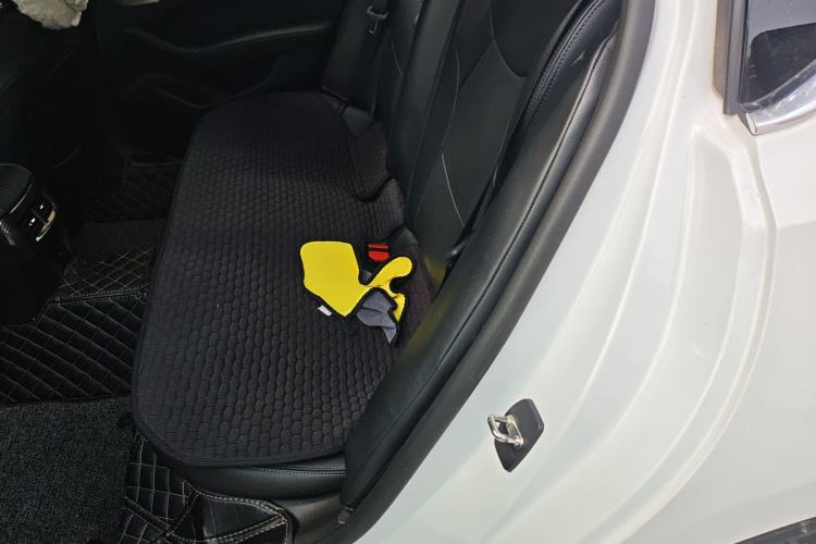 Used Cadillac CT5 2020 28T Luxury Version Left Rear Seat