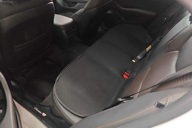 Used Cadillac CT5 2020 Revised 28T Platinum Sport Edition Left Rear Seat