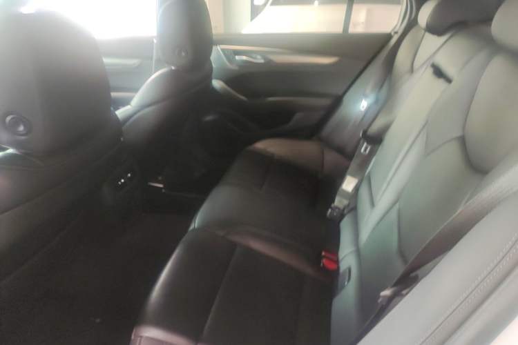 Used Cadillac CT5 2020 28T Luxury Version Left Rear Seat