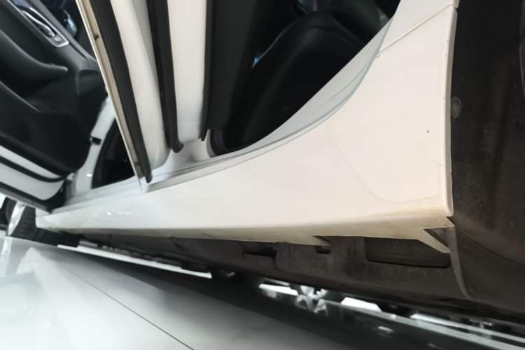 Used Cadillac CT5 2020 Revised Version 28T Fashion Edition Left Side Sill
