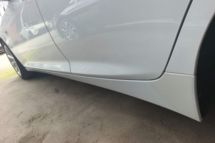 Used Cadillac CT5 2020 28T Fashion Edition Left Side Sill