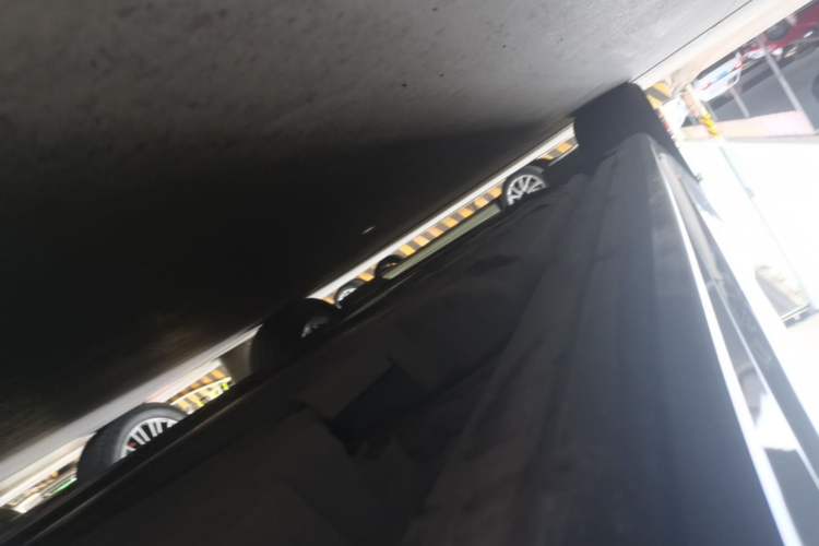 Used Cadillac CT5 2020 Updated 28T Leading Sporty Version Left Side Sill