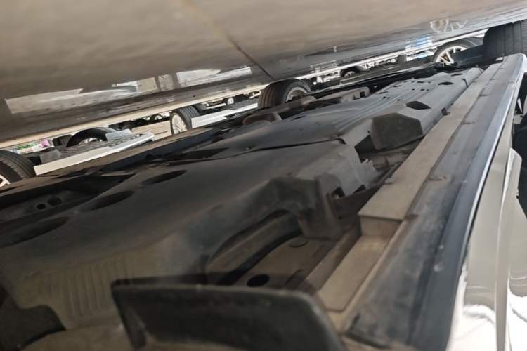 Used Cadillac CT5 2020 28T Leading Sport Model Left Side Sill