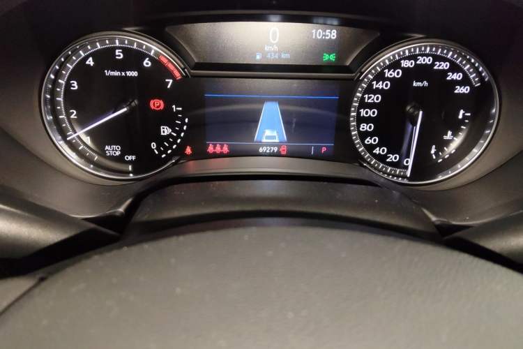 Used Cadillac CT5 2020 28T Leading Sport Model Odometer Close Up