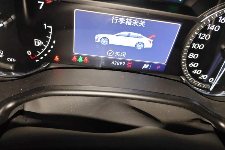 Used Cadillac CT5 2020 28T Tech Edition Odometer Close Up