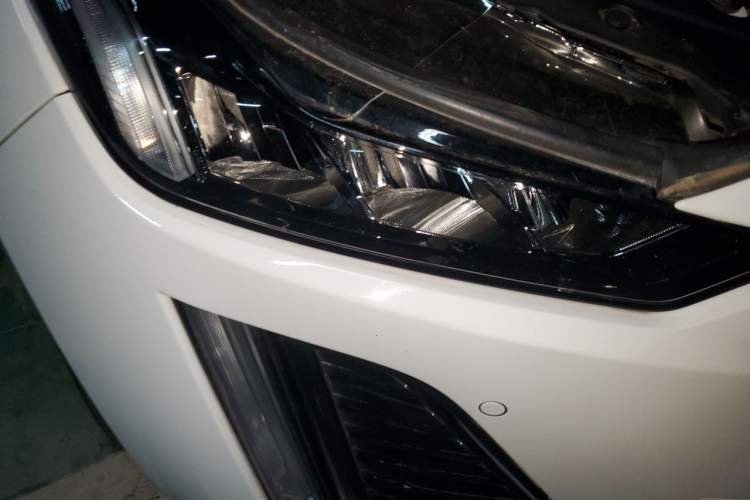 Used Cadillac CT5 2020 Revised Version 28T Luxury Edition Right Front Headlight