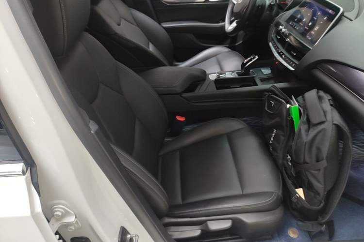 Used Cadillac CT5 2020 Revised Version 28T Fashion Edition Right Front Seat