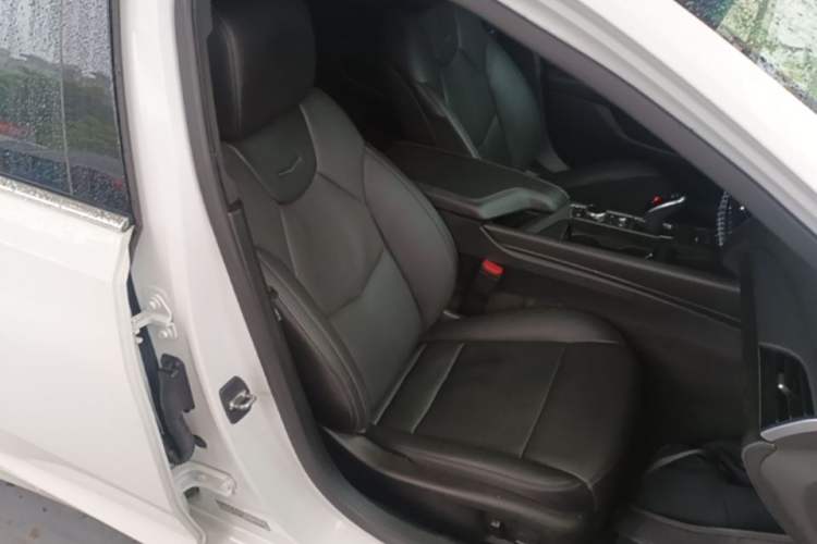 Used Cadillac CT5 2020 Revised Version 28T Luxury Edition Right Front Seat