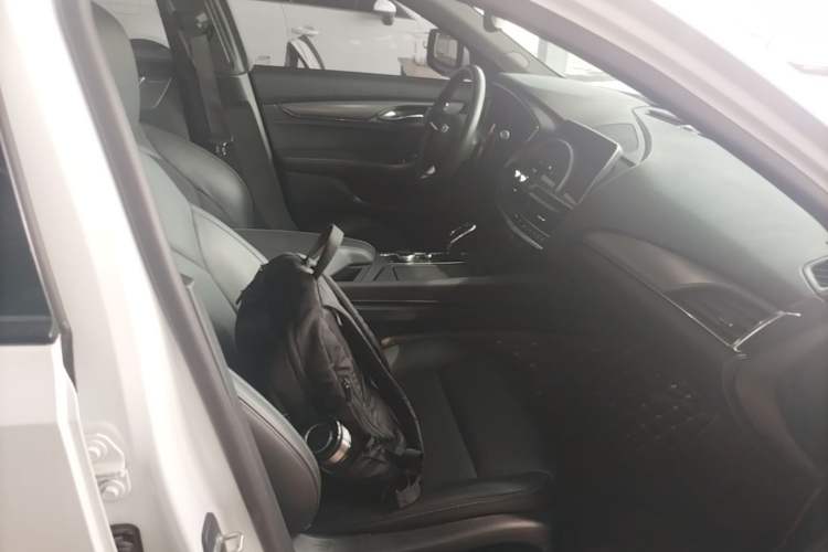 Used Cadillac CT5 2020 Revised Version 28T Luxury Edition Right Front Seat