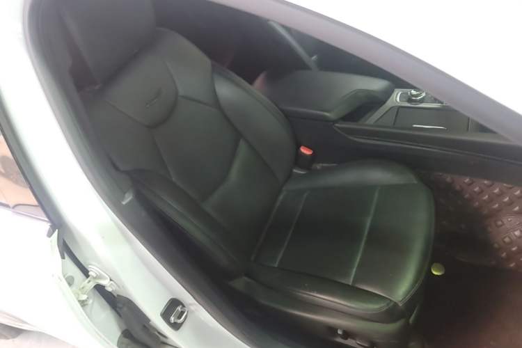 Used Cadillac CT5 2020 Revised Version 28T Luxury Edition Right Front Seat