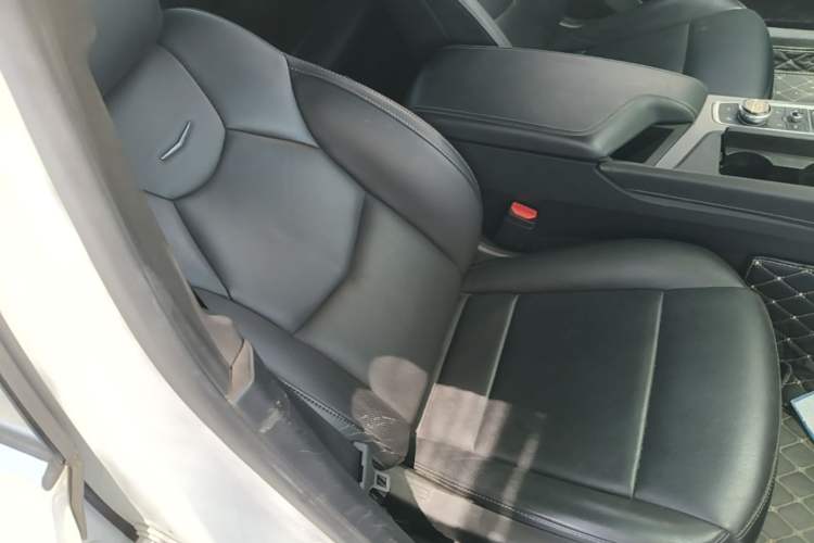 Used Cadillac CT5 2020 Revised Version 28T Luxury Edition Right Front Seat