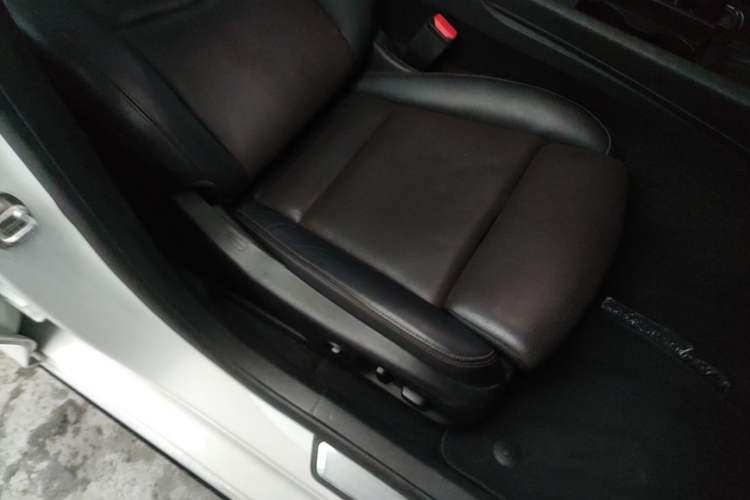 Used Cadillac CT5 2020 28T Leading Sport Model Right Front Seat