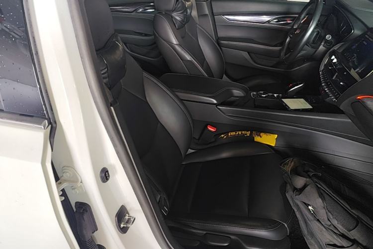 Used Cadillac CT5 2020 Revised Version 28T Fashion Edition Right Front Seat