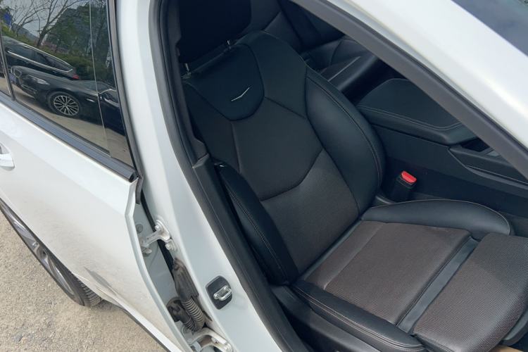 Used Cadillac CT5 2020 28T Leading Sport Model Right Front Seat