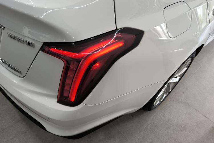 Used Cadillac CT5 2020 28T Luxury Version Right Rear Taillight