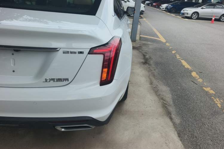 Used Cadillac CT5 2020 28T Fashion Edition Right Rear Taillight