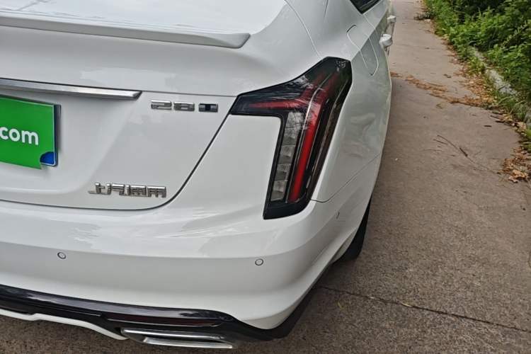 Used Cadillac CT5 2020 Revised 28T Platinum Sport Edition Right Rear Taillight